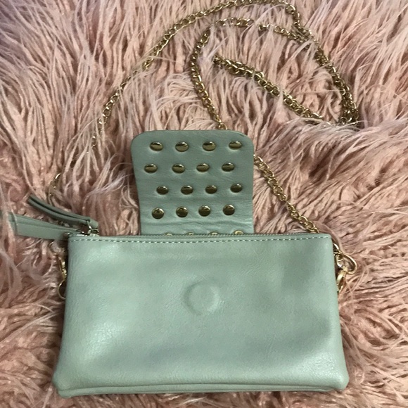 Small Cross body bag with Gold chain - Picture 2 of 4